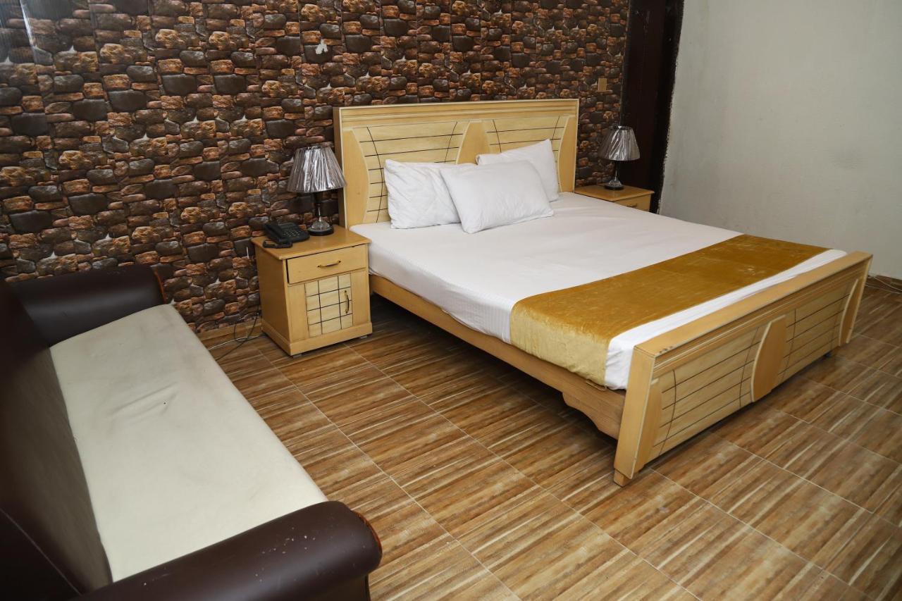 Hotel Green Fort Gulberg Lahore Eksteriør bilde