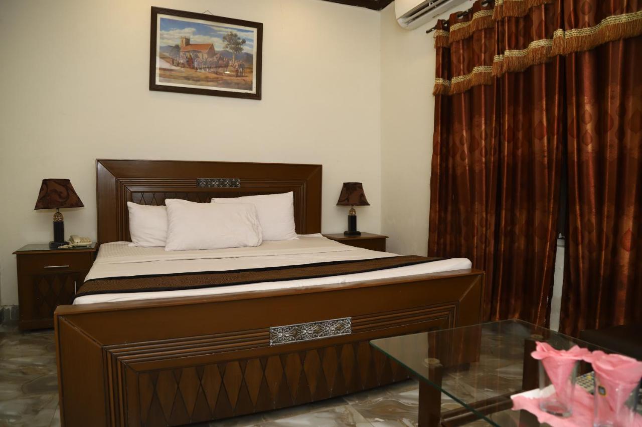 Hotel Green Fort Gulberg Lahore Eksteriør bilde