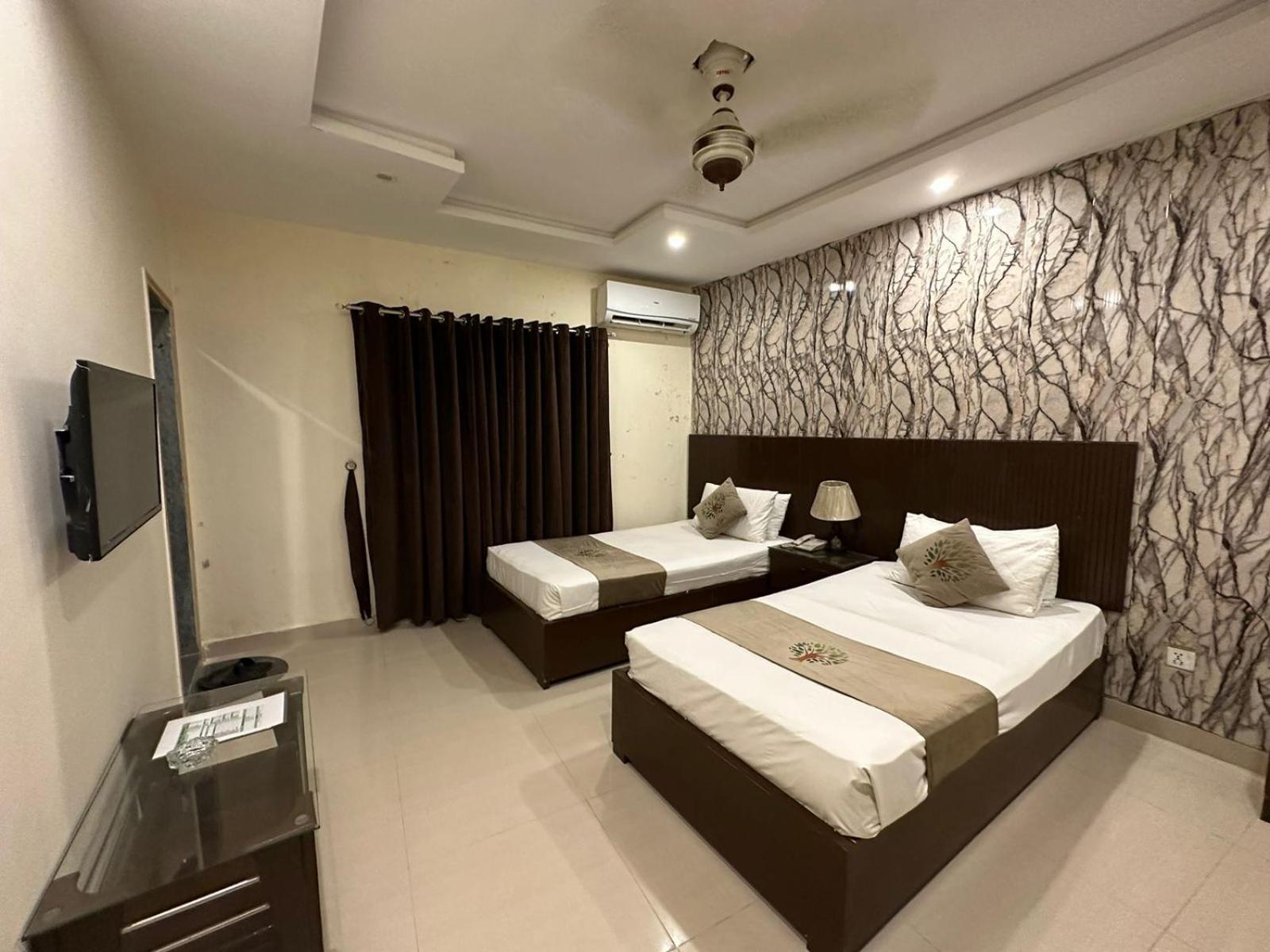 Hotel Green Fort Gulberg Lahore Eksteriør bilde