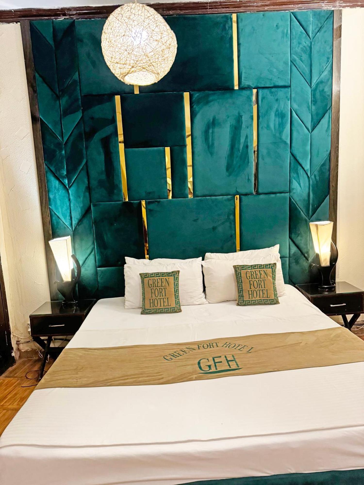 Hotel Green Fort Gulberg Lahore Eksteriør bilde