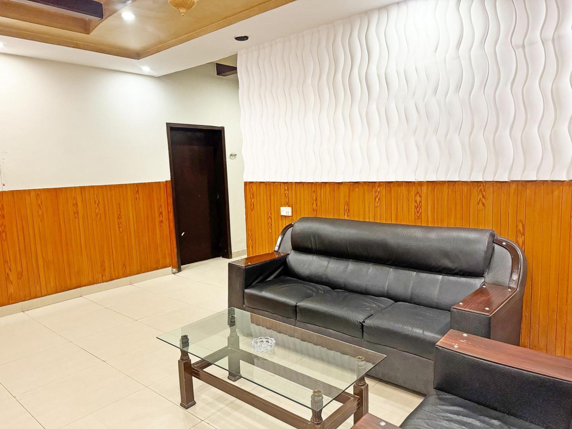 Hotel Green Fort Gulberg Lahore Eksteriør bilde