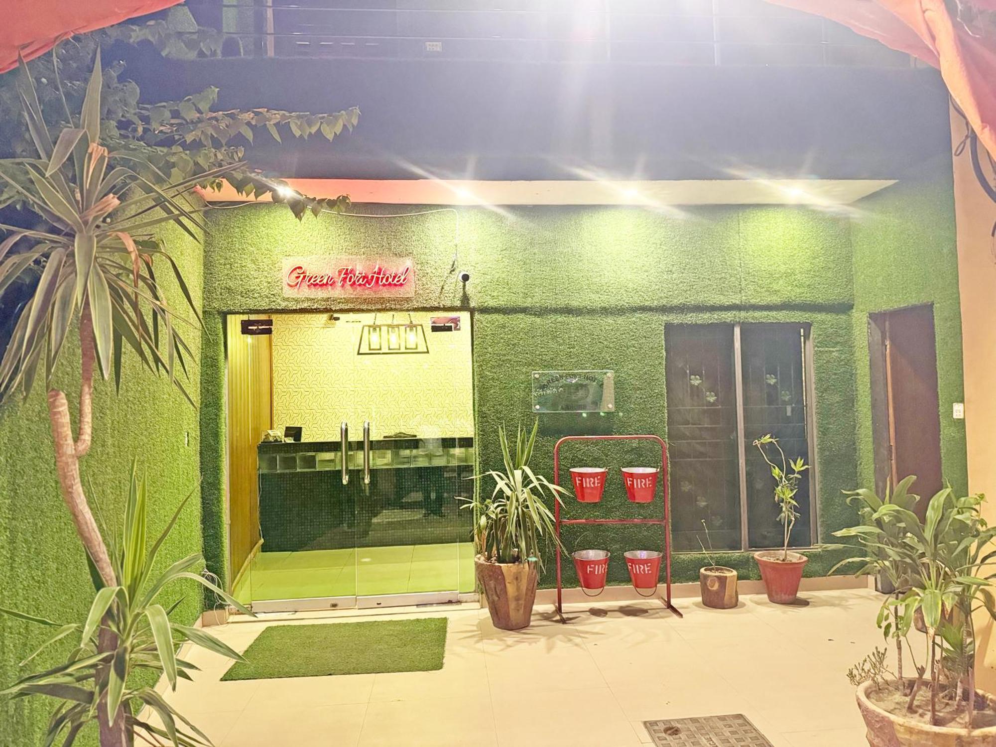 Hotel Green Fort Gulberg Lahore Eksteriør bilde