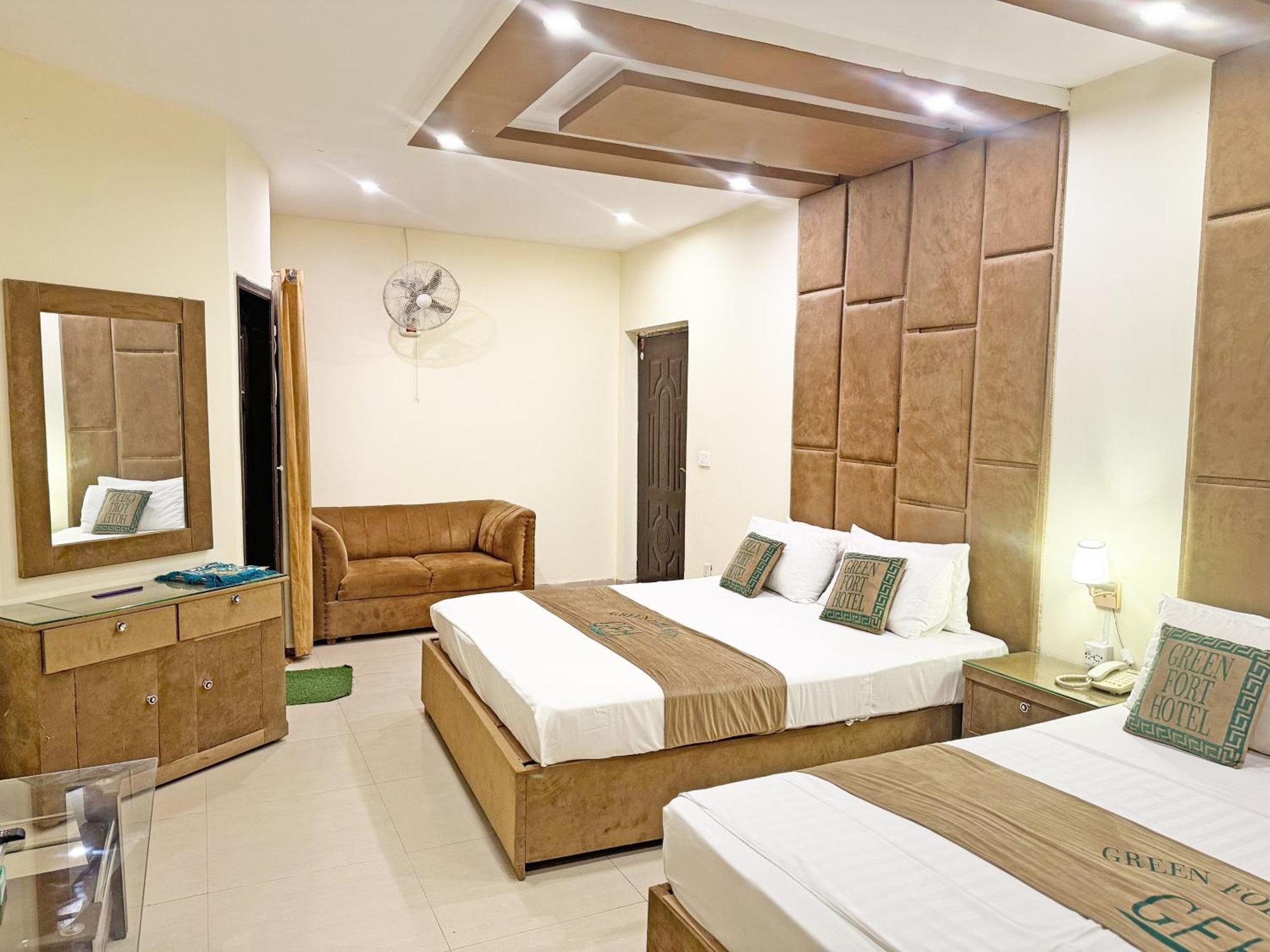 Hotel Green Fort Gulberg Lahore Eksteriør bilde