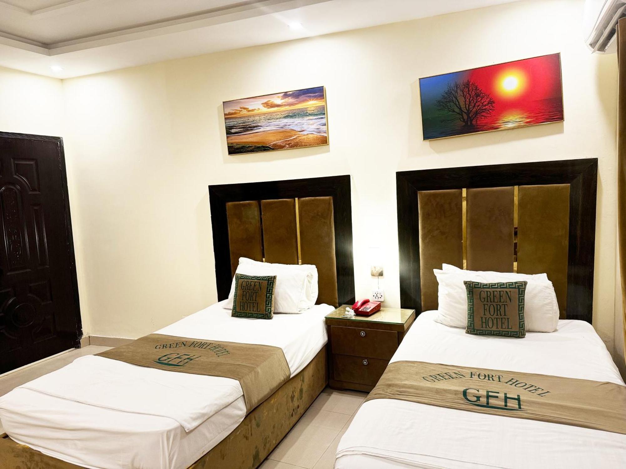 Hotel Green Fort Gulberg Lahore Eksteriør bilde