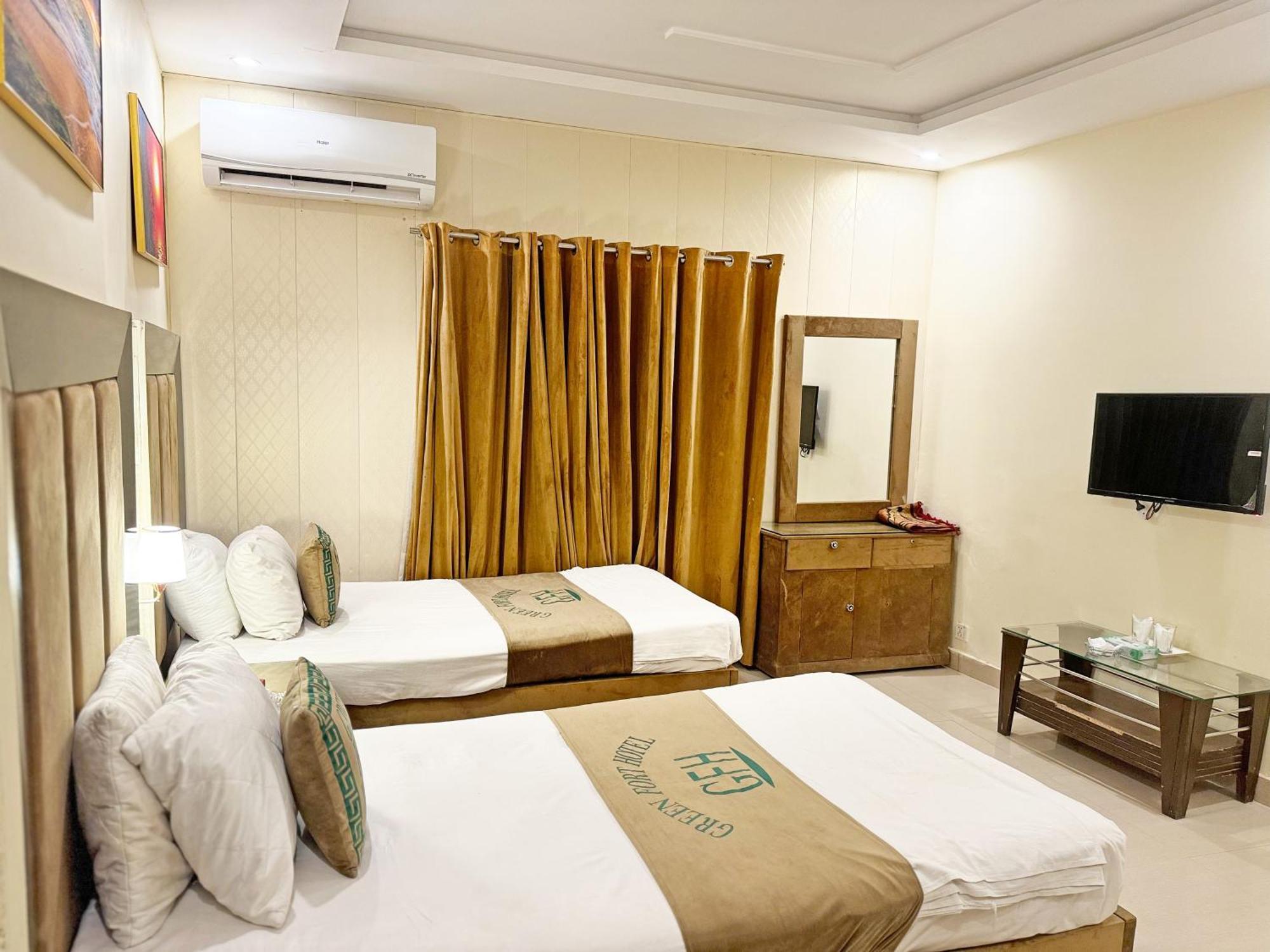 Hotel Green Fort Gulberg Lahore Eksteriør bilde