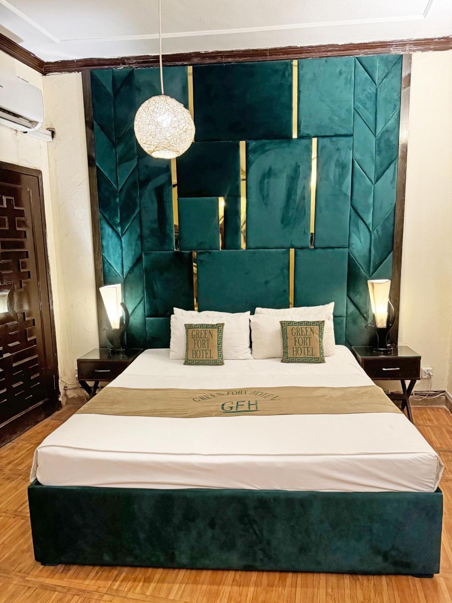 Hotel Green Fort Gulberg Lahore Eksteriør bilde
